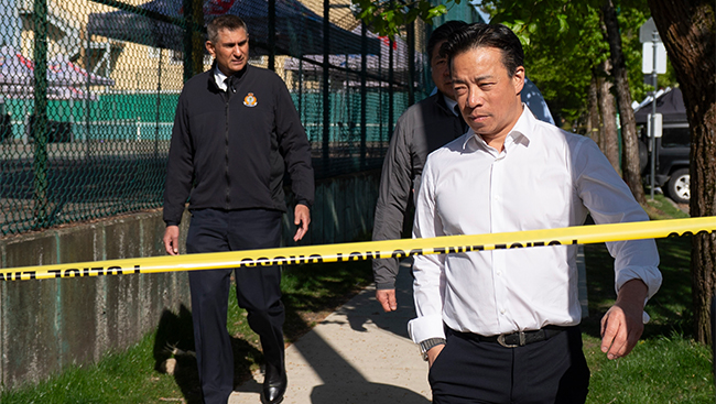 Mental health trouble leads to public safety issues, Vancouver's mayor says